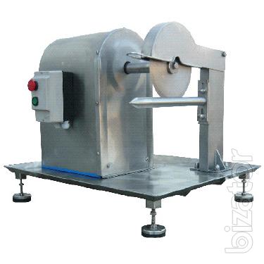 Machine manual cutting of poultry carcasses 