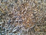 Sell waste (oats+millet+wheat+weeds) Sell waste (oats+millet+wheat+weeds)
