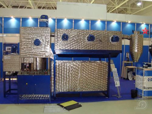 Universal washing line for contaminated polymeric material waste 